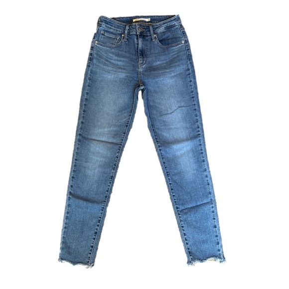 Levi's Denim - 𝅺levi's 721 High-Rise Skinny Jeans